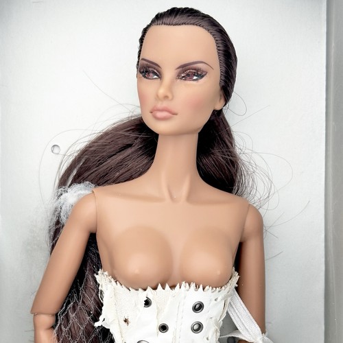 Natalia fatale fashion royalty - fatale,